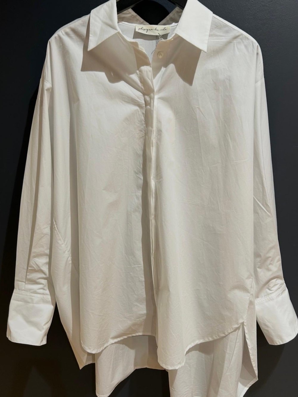 CHEMISE PHISIQUE DU ROLE BLANCHE